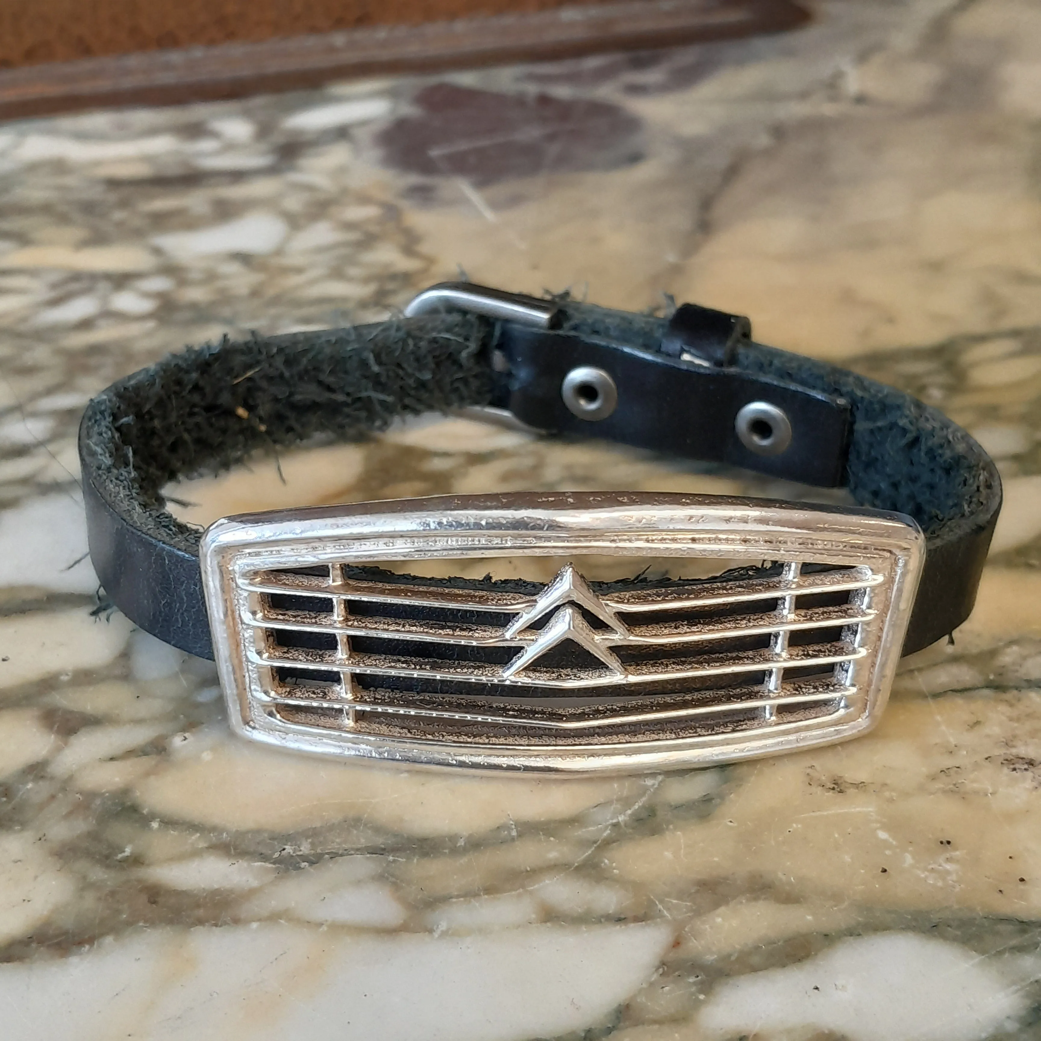 2cv grill bracelet