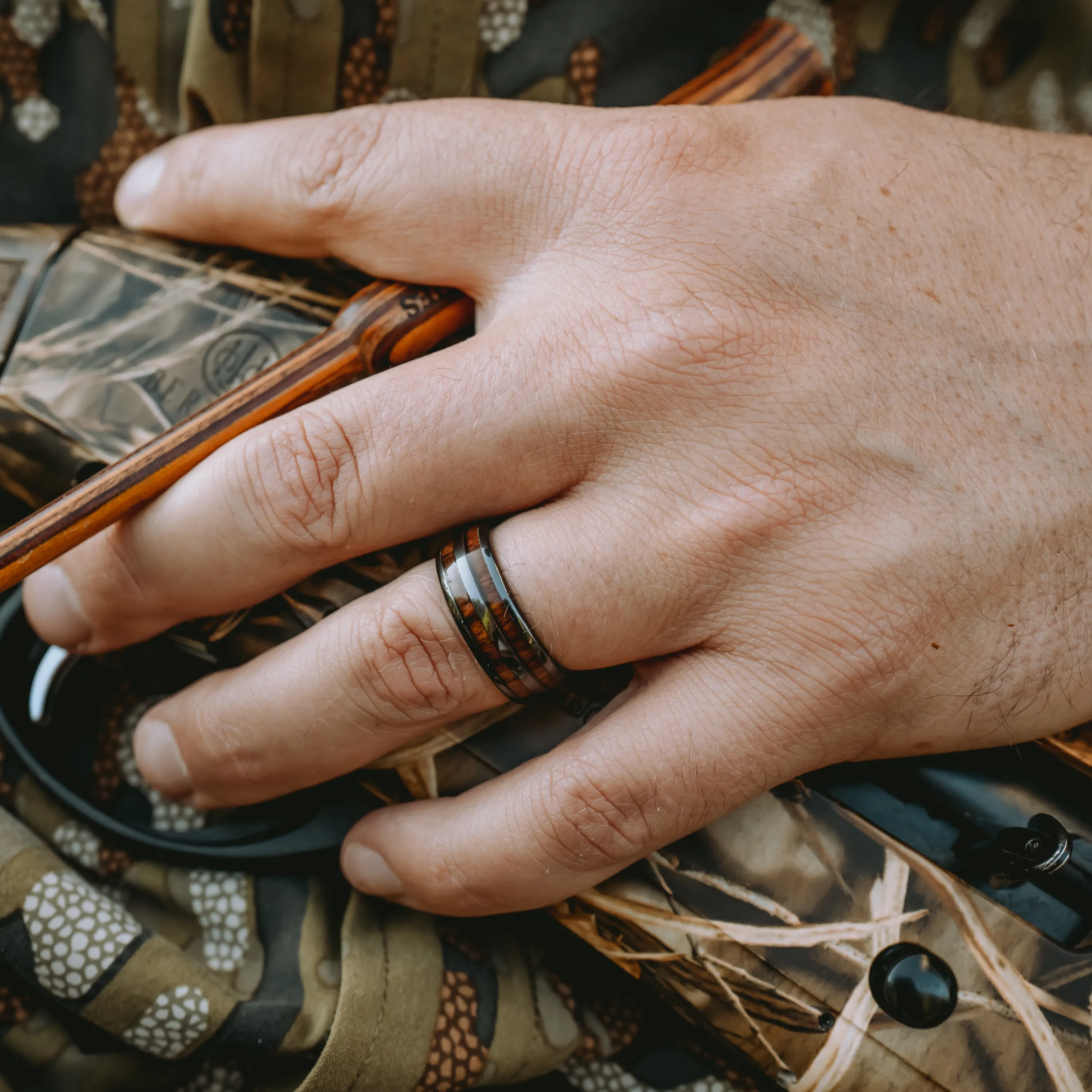 Barrel Ceramic Koa Wood Ring