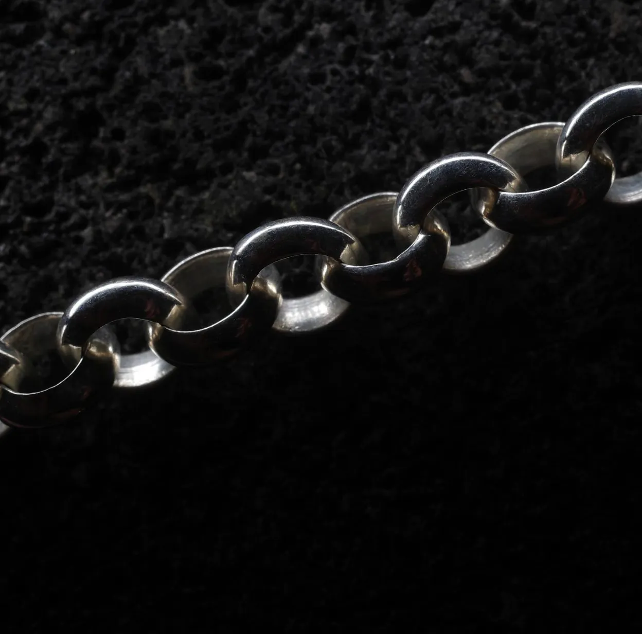 Chain bracelet circle