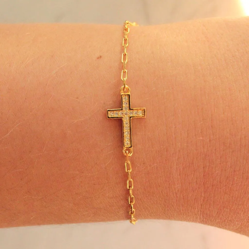 Cross Clipchain Bracelet