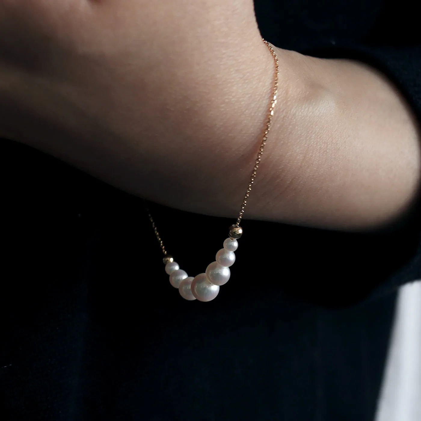 Graduated Pearl Chain Bracelet - アコヤ