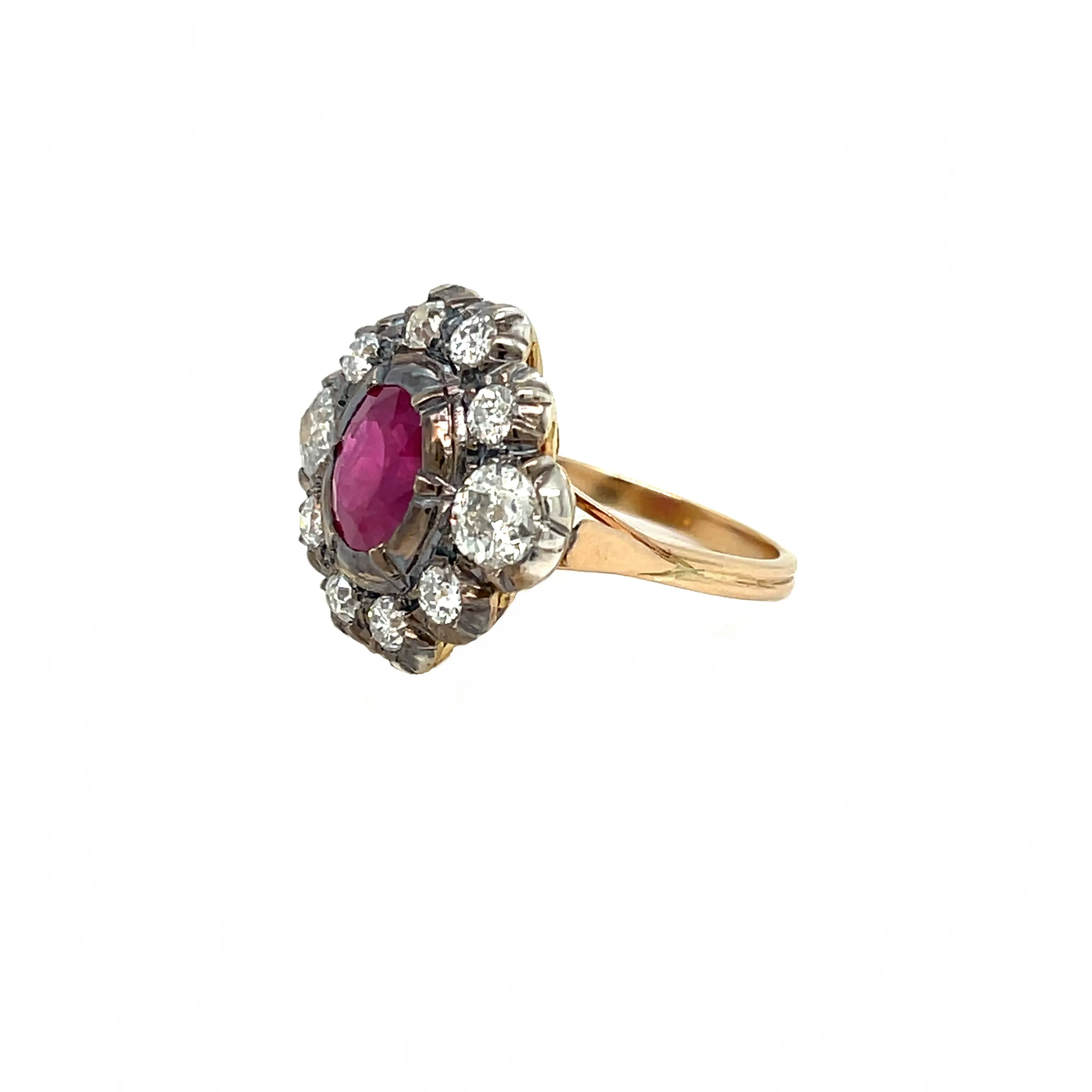 Late 19th century 2.05 Carat Ruby Diamond Gold Cluster Ring