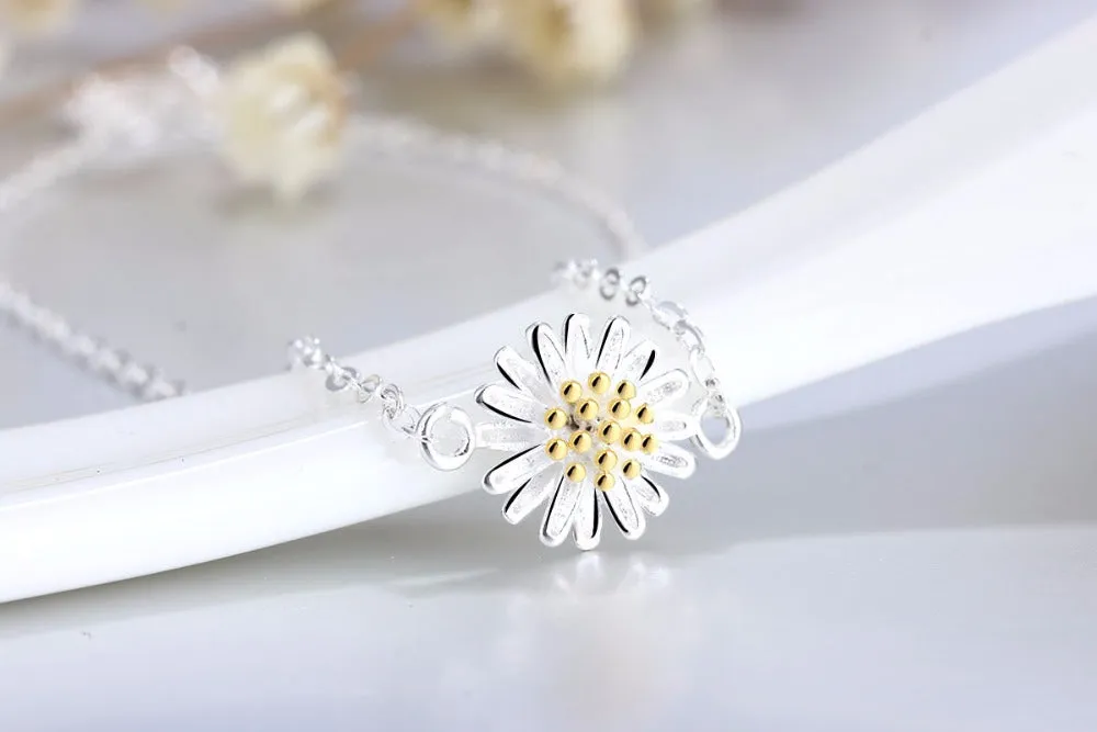 Small daisy anklet