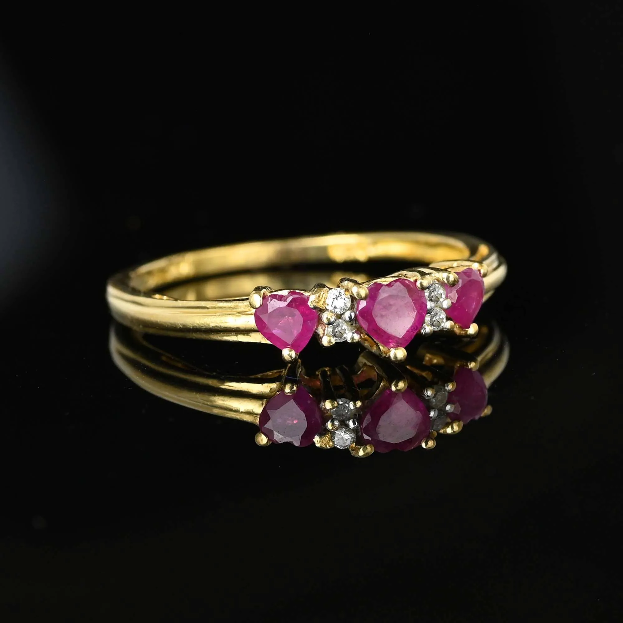 Vintage 10K Gold Diamond Ruby Heart Ring