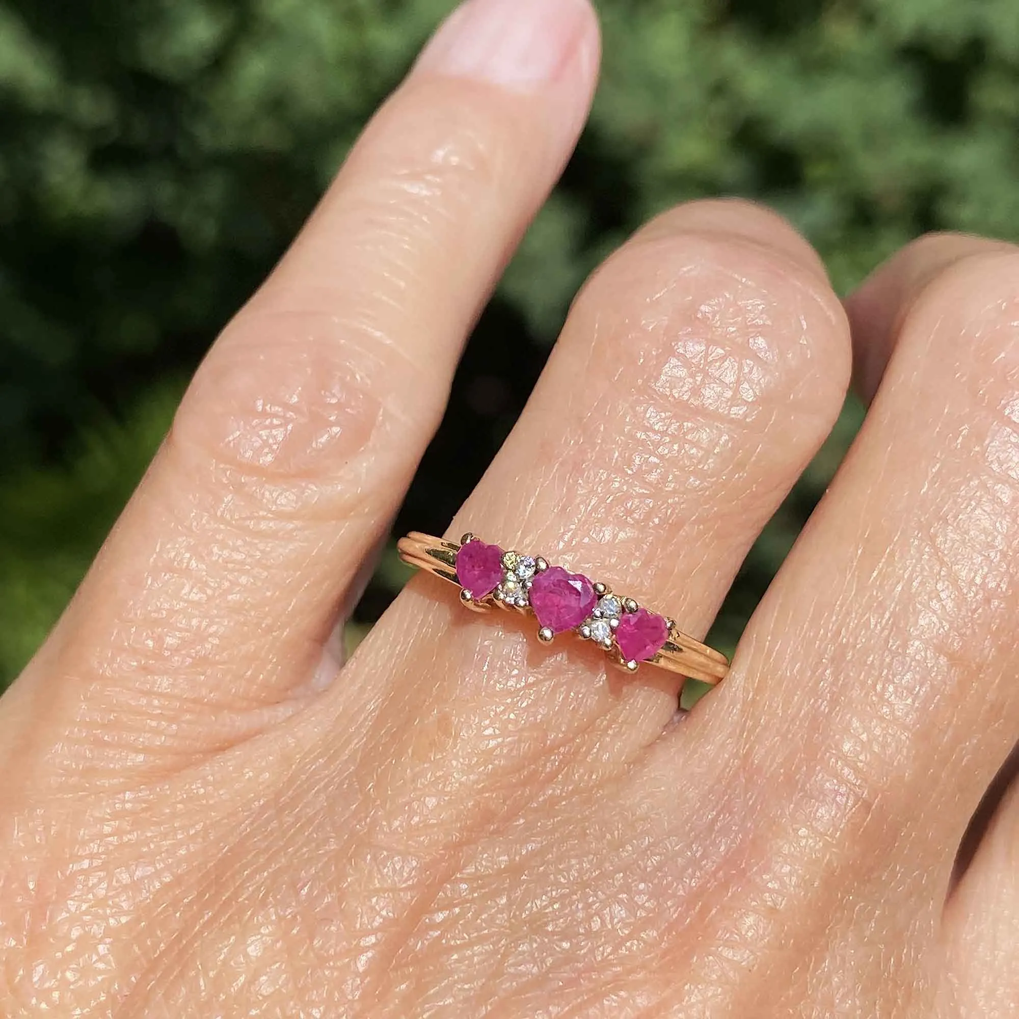 Vintage 10K Gold Diamond Ruby Heart Ring