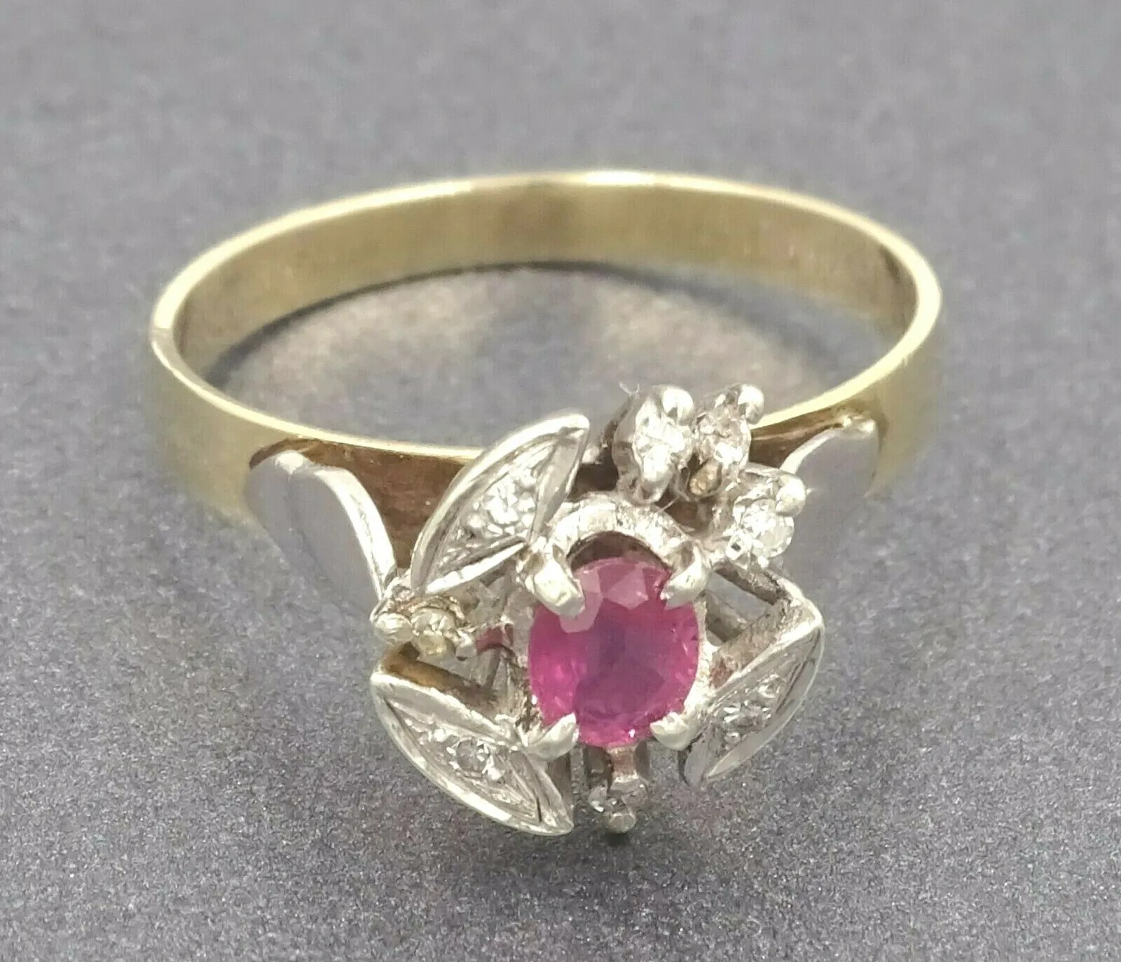 Vintage Ruby & Diamond 9ct Yellow & White Gold Ring